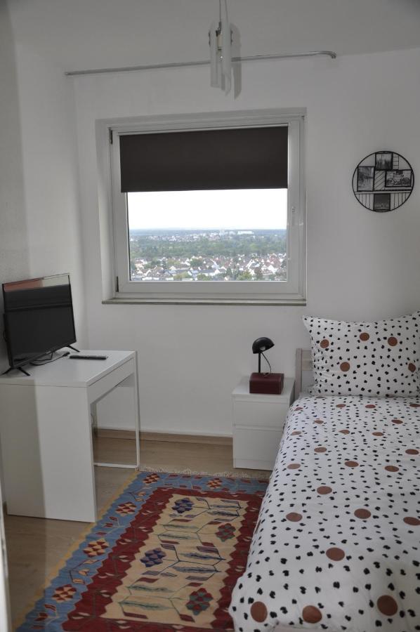Ueber Den Wolken Und Super Zentral Zwischen Frankfurt Und Darmstadt - 100Qm Langen  Zewnętrze zdjęcie